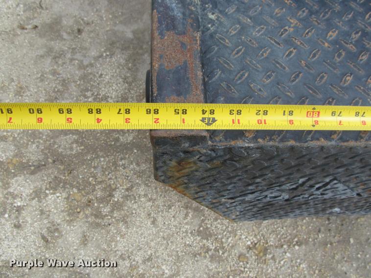 image for item J2562 1991 Chevrolet 3500 flatbed pickup truck