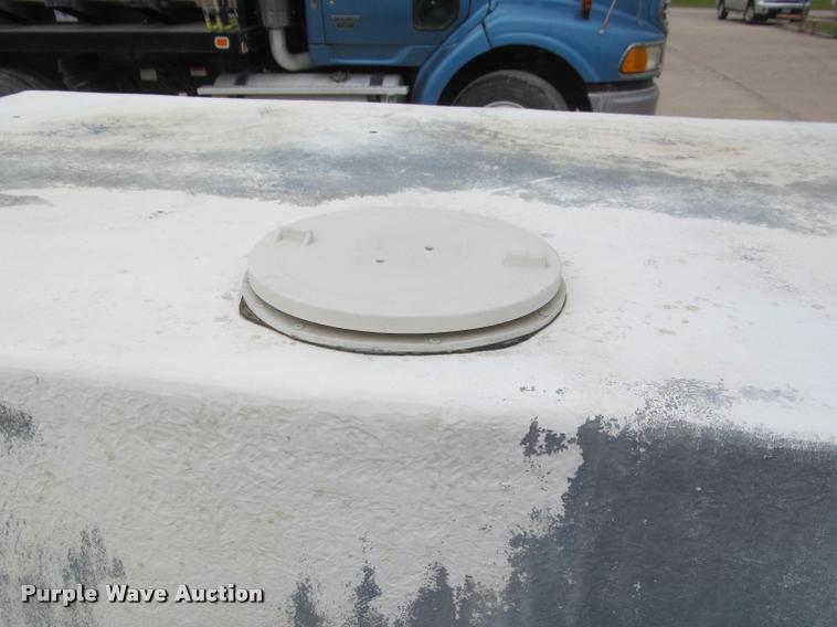 image for item J2562 1991 Chevrolet 3500 flatbed pickup truck