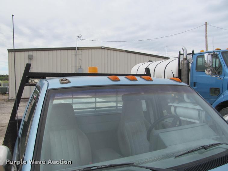 image for item J2562 1991 Chevrolet 3500 flatbed pickup truck