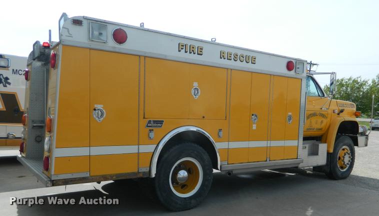 image for item K2556 1984 GMC Savanna C7000 rescue vehicle
