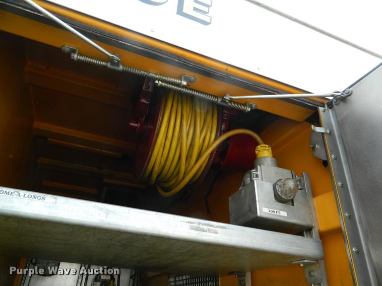 image for item K2556 1984 GMC Savanna C7000 rescue vehicle