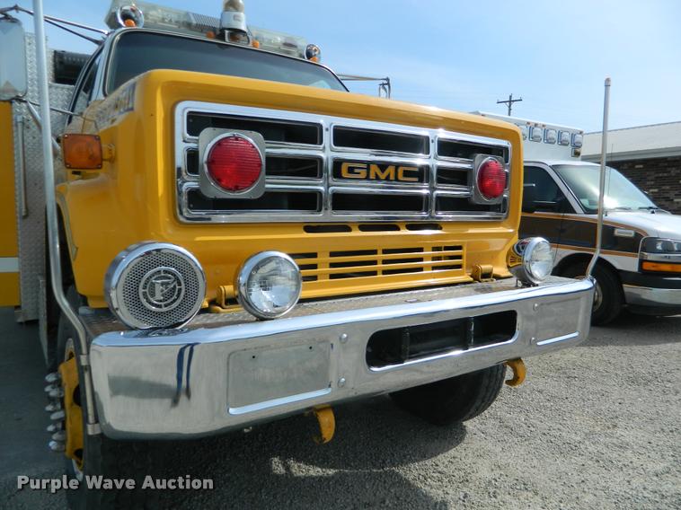 image for item K2556 1984 GMC Savanna C7000 rescue vehicle