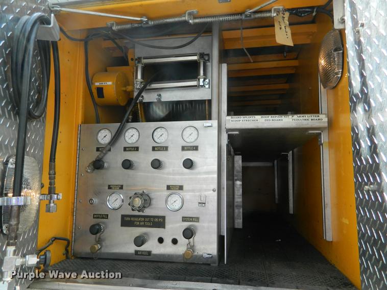 image for item K2556 1984 GMC Savanna C7000 rescue vehicle