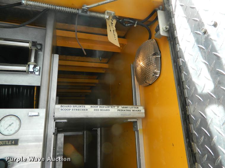 image for item K2556 1984 GMC Savanna C7000 rescue vehicle