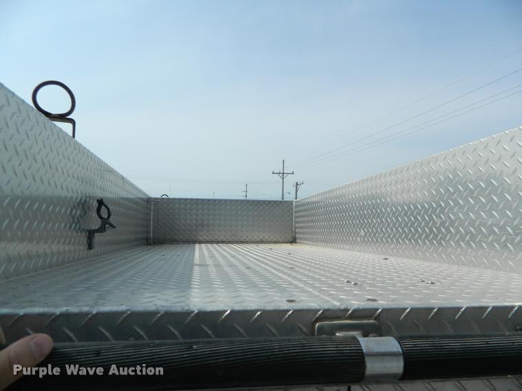 image for item K2556 1984 GMC Savanna C7000 rescue vehicle