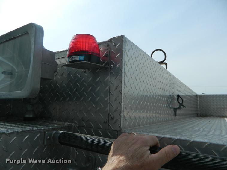 image for item K2556 1984 GMC Savanna C7000 rescue vehicle