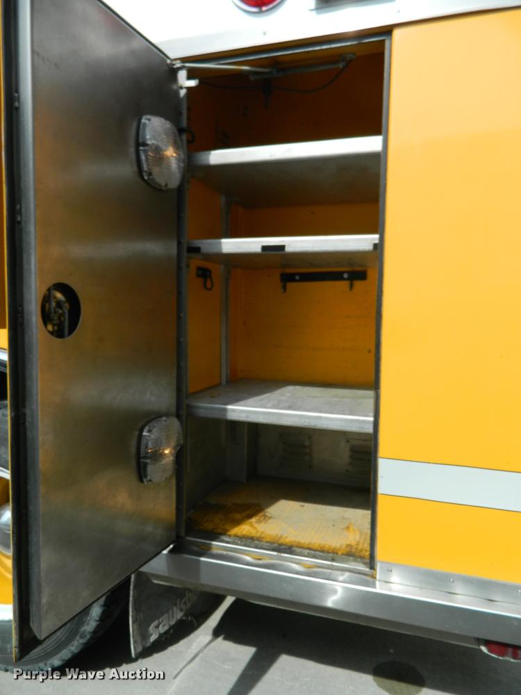 image for item K2556 1984 GMC Savanna C7000 rescue vehicle