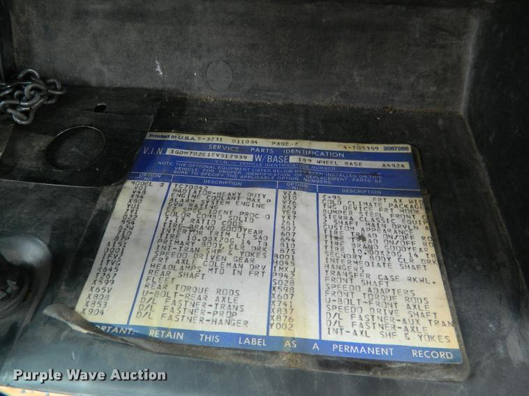 image for item K2556 1984 GMC Savanna C7000 rescue vehicle