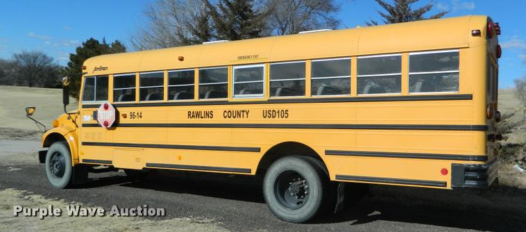 image for item K2747 1996 International 3800 school bus