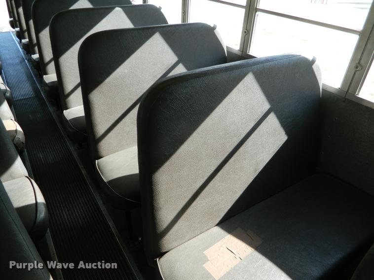 image for item K2747 1996 International 3800 school bus