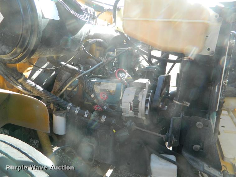 image for item K2747 1996 International 3800 school bus