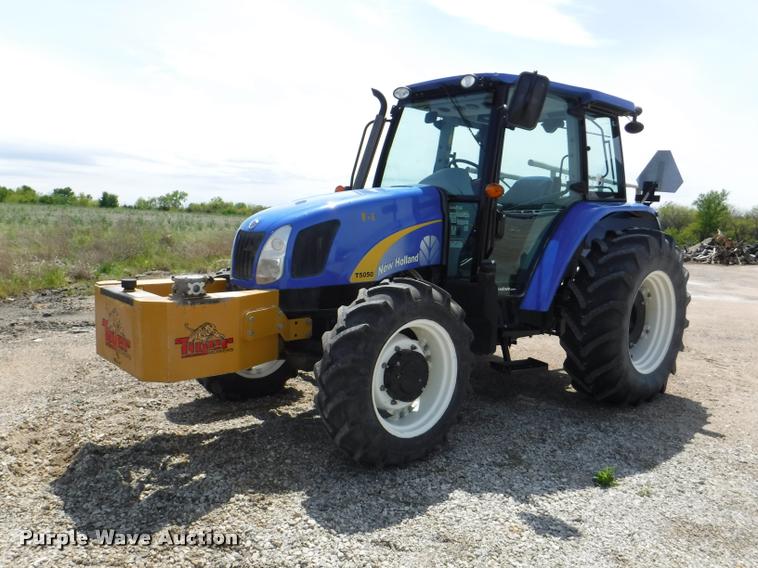image for item K5992 2012 New Holland T5050 tractor
