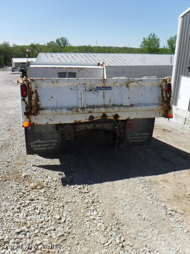 image for item K5998 1999 Chevrolet 3500 flatbed pickup truck