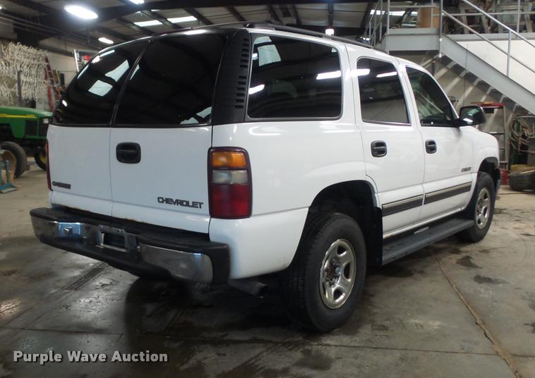 image for item K7644 2001 Chevrolet Tahoe SUV
