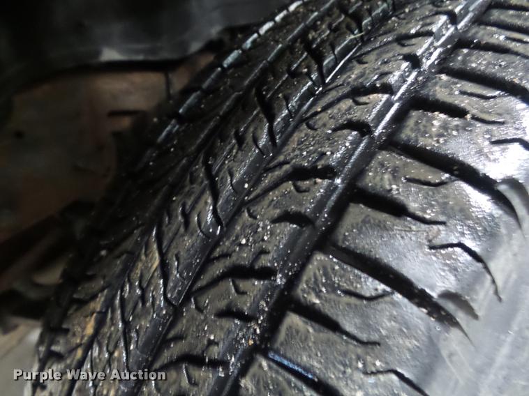 image for item K7644 2001 Chevrolet Tahoe SUV