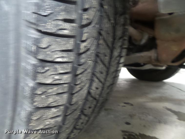 image for item K7644 2001 Chevrolet Tahoe SUV