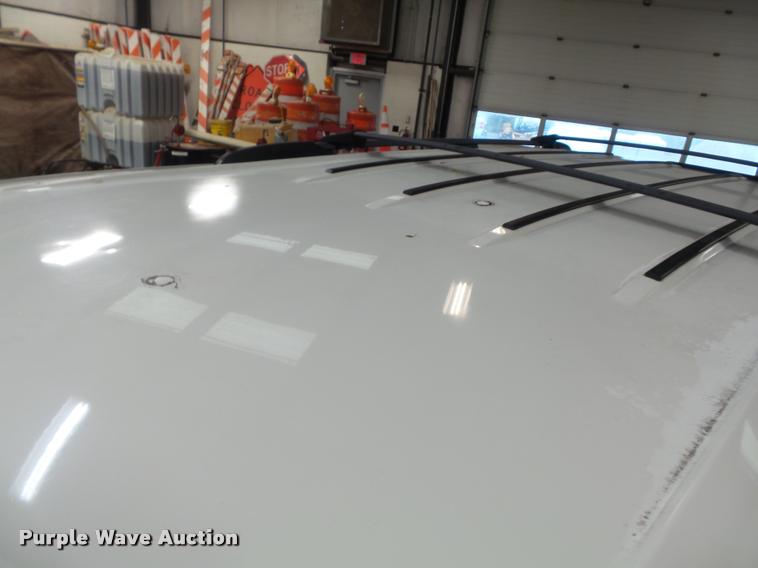 image for item K7644 2001 Chevrolet Tahoe SUV