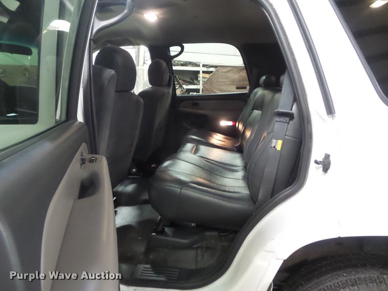 image for item K7644 2001 Chevrolet Tahoe SUV