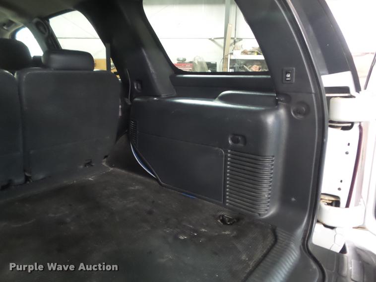 image for item K7644 2001 Chevrolet Tahoe SUV