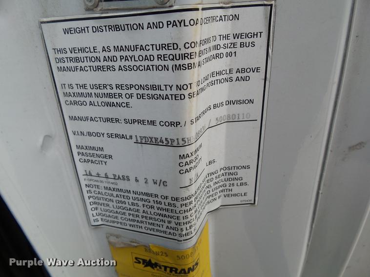 image for item L5538 2005 Ford E450 Super Duty BSSN25 shuttle bus