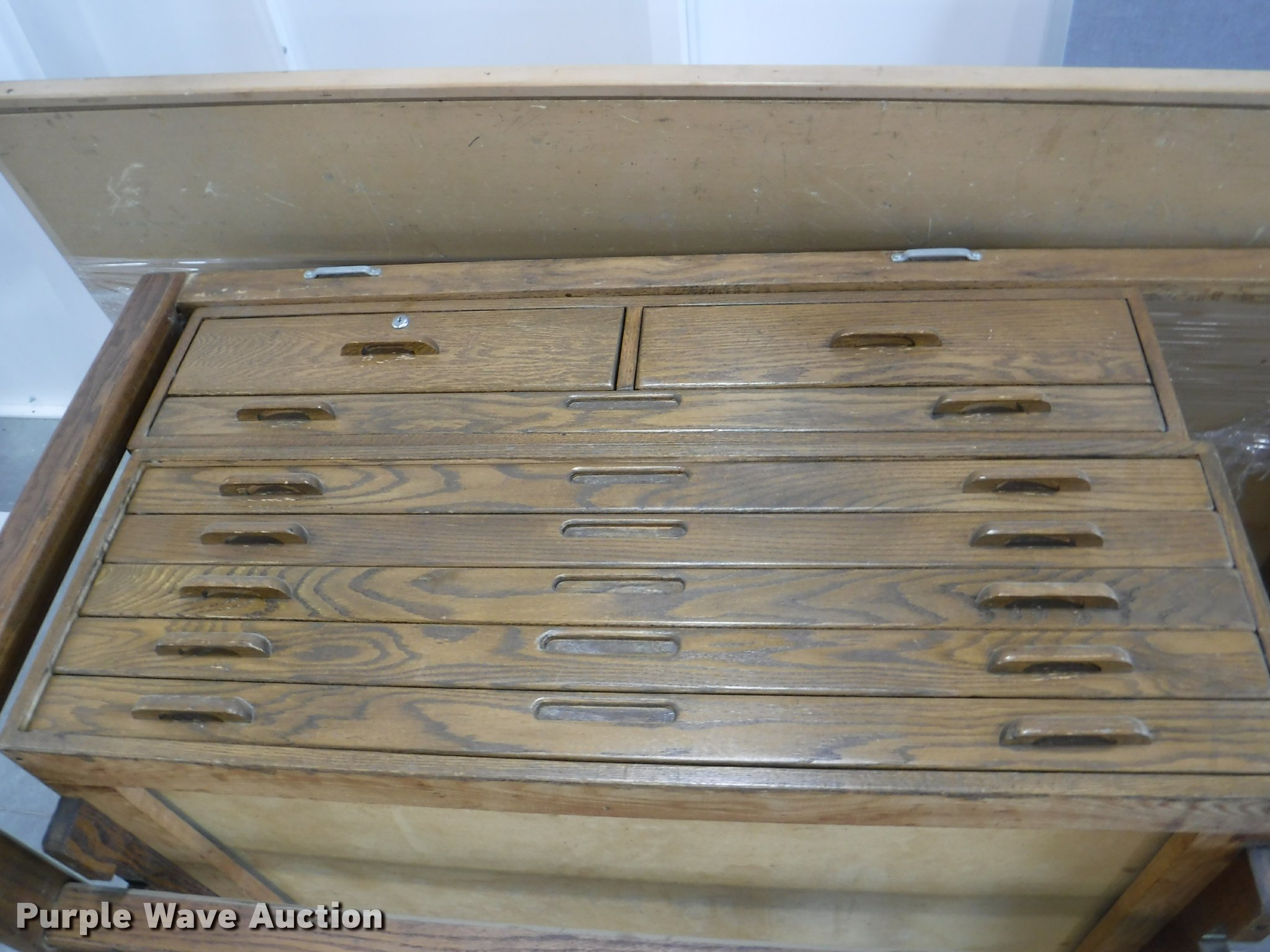Map drawer table in Gardner, KS Item DJ9152 sold Purple Wave