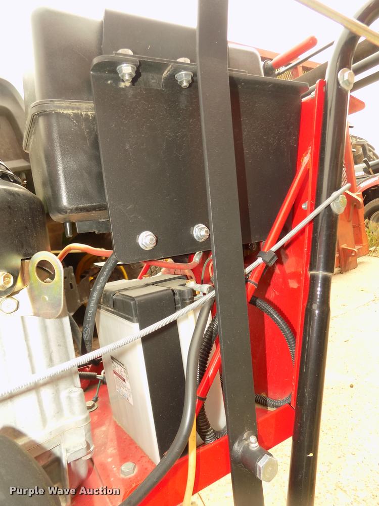 image for item AU9528 2014 Snapper GM2516BVG Field & Brush lawn mower