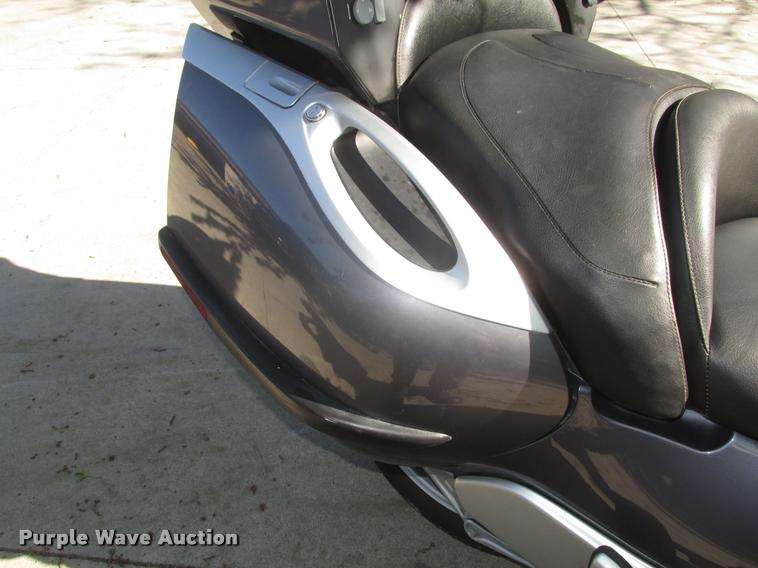 image for item AU9543 1999 BMW 1200LT motorcycle