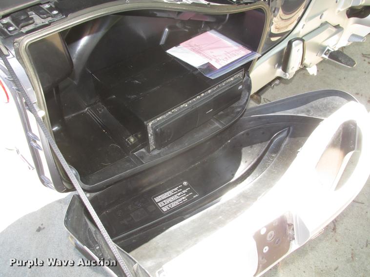 image for item AU9543 1999 BMW 1200LT motorcycle