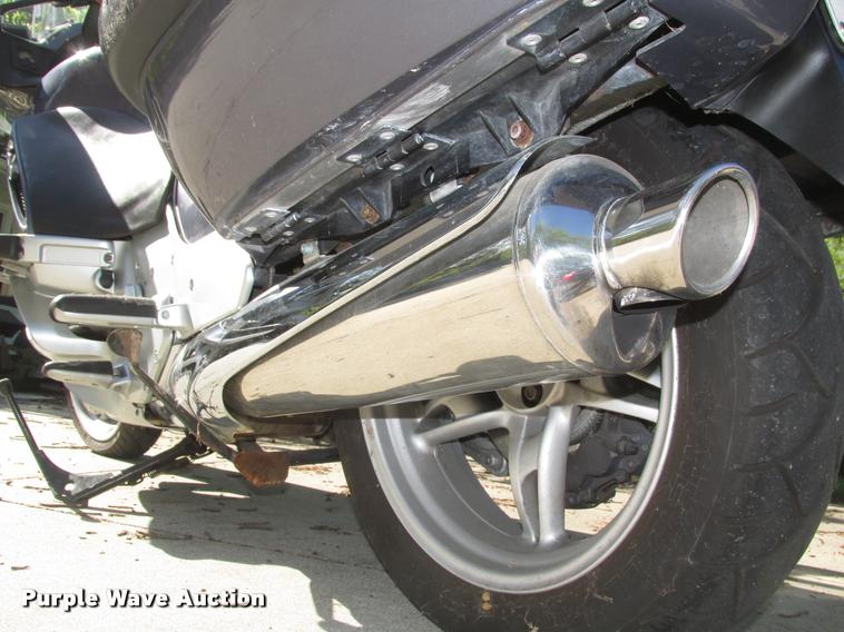 image for item AU9543 1999 BMW 1200LT motorcycle