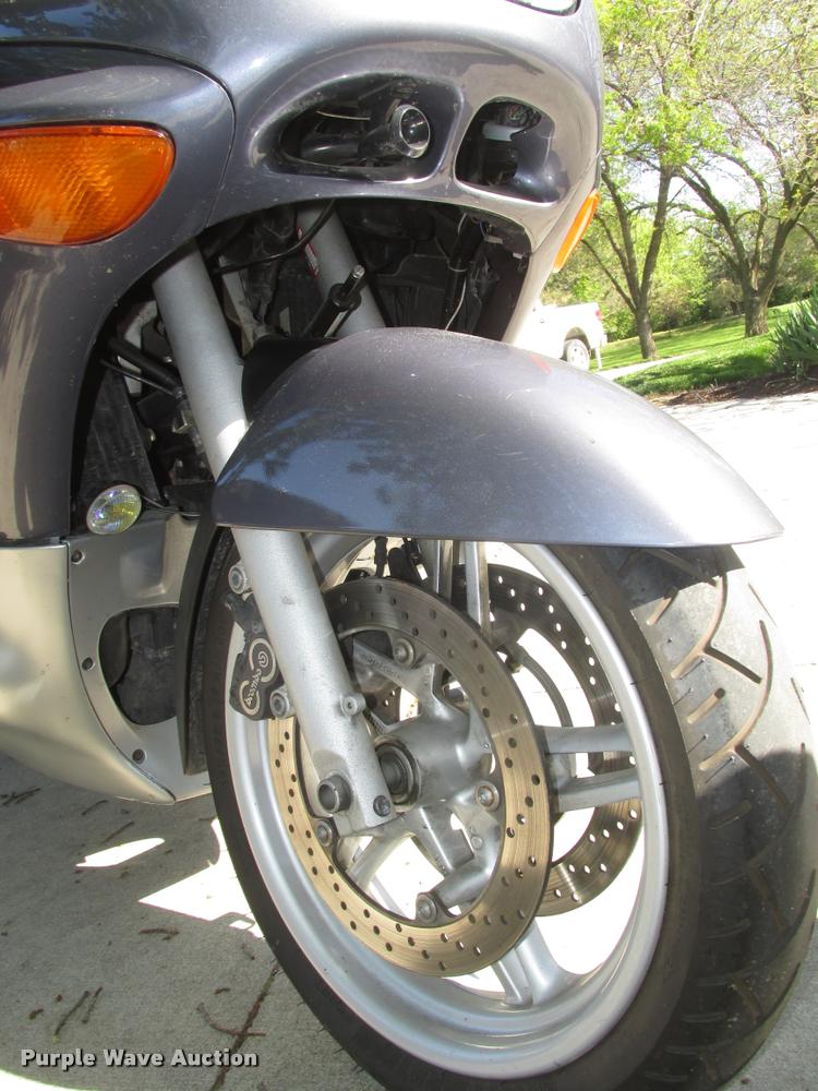 image for item AU9543 1999 BMW 1200LT motorcycle