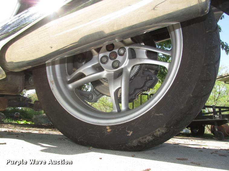 image for item AU9543 1999 BMW 1200LT motorcycle