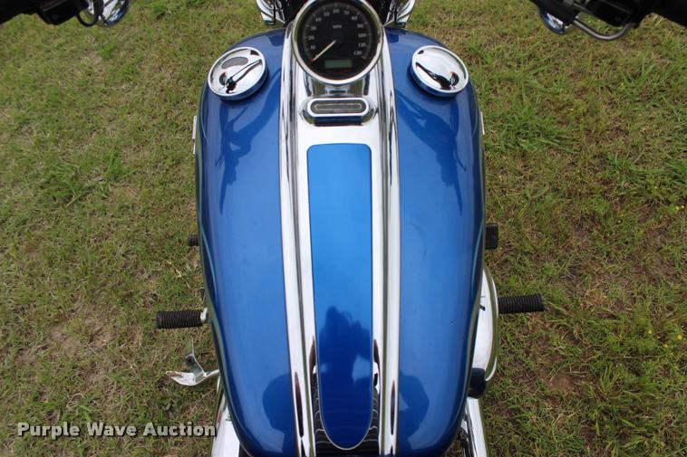 image for item BE9494 2009 Harley Davidson FXCWC rocker motorcycle