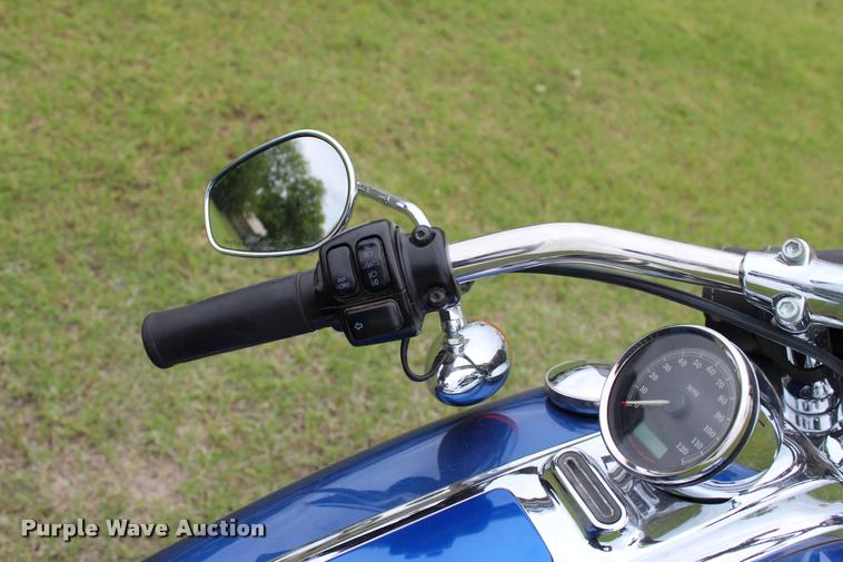 image for item BE9494 2009 Harley Davidson FXCWC rocker motorcycle