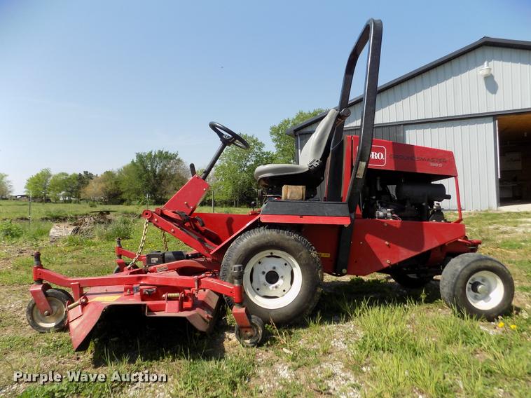 image for item DA0701 2010 Toro Ground Master 328D ZTR lawn mower