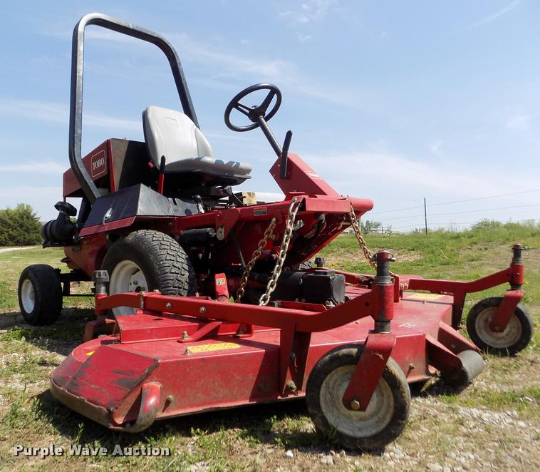 image for item DA0701 2010 Toro Ground Master 328D ZTR lawn mower