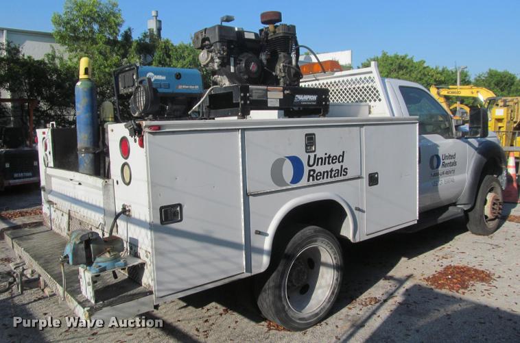 image for item DA1000 2011 Ford F450 service truck