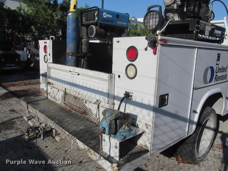 image for item DA1000 2011 Ford F450 service truck