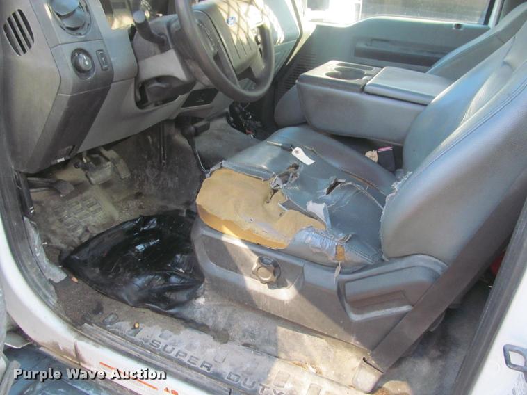 image for item DA1000 2011 Ford F450 service truck