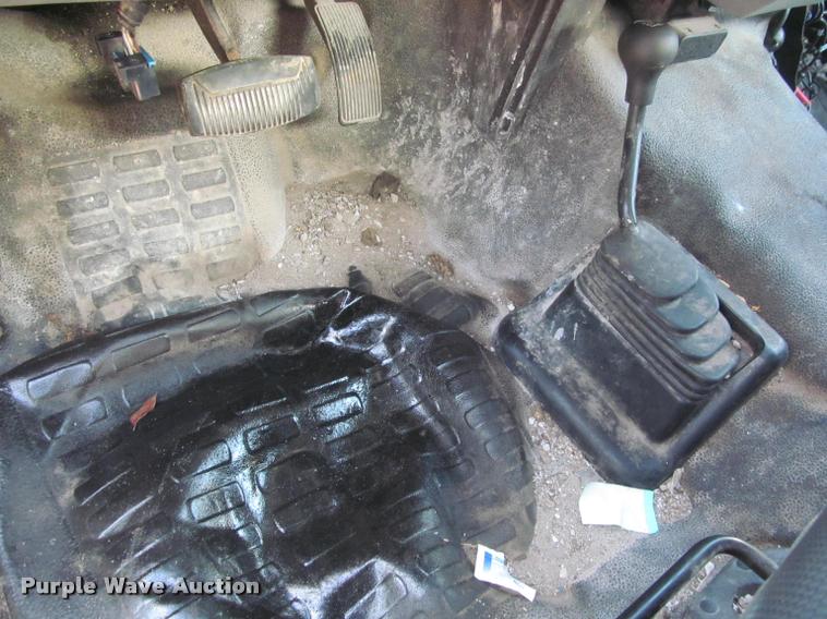 image for item DA1000 2011 Ford F450 service truck