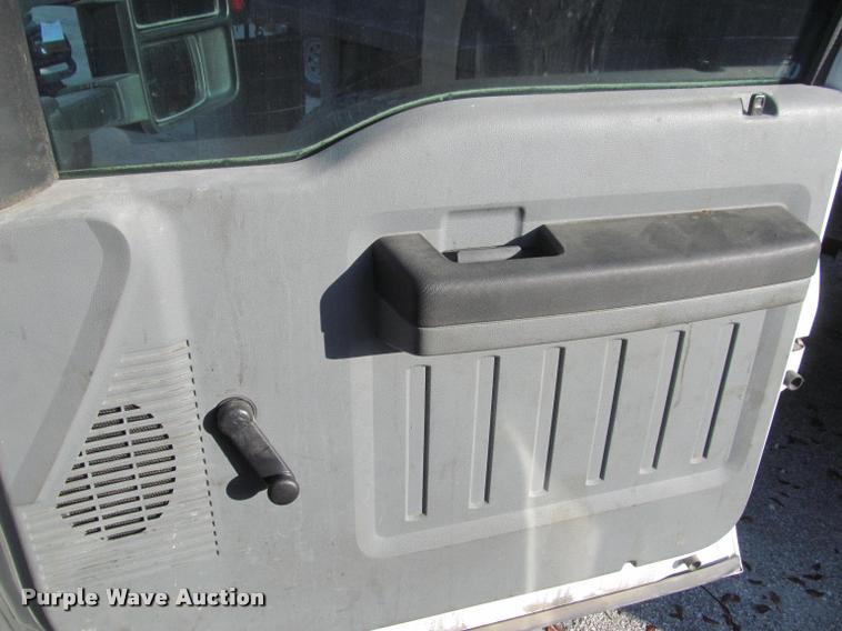 image for item DA1000 2011 Ford F450 service truck