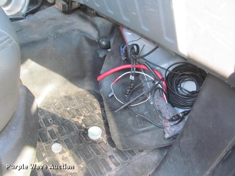 image for item DA1000 2011 Ford F450 service truck