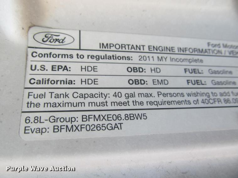 image for item DA1000 2011 Ford F450 service truck