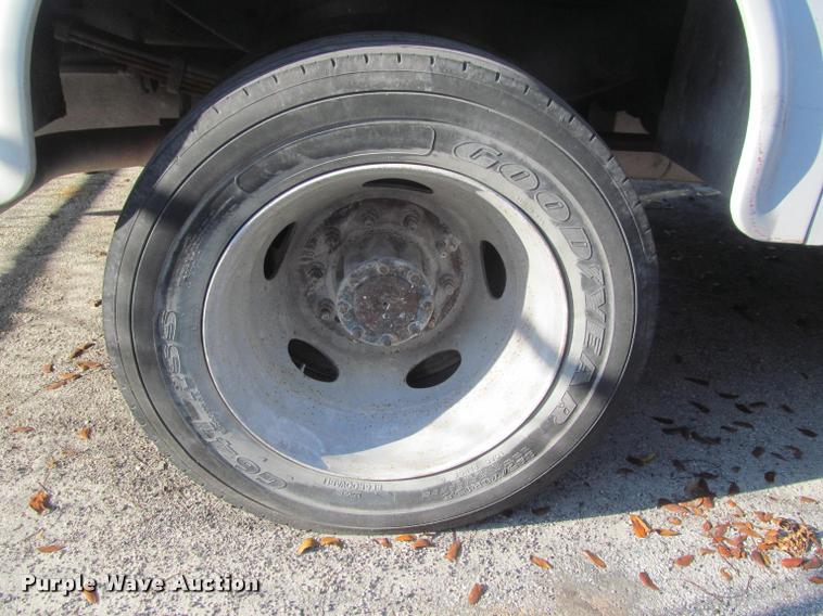 image for item DA1000 2011 Ford F450 service truck