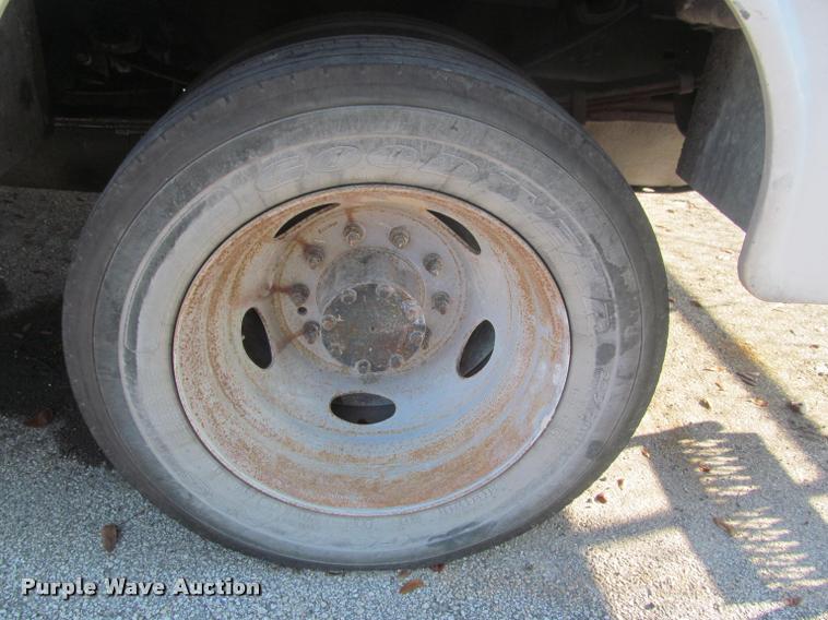 image for item DA1000 2011 Ford F450 service truck