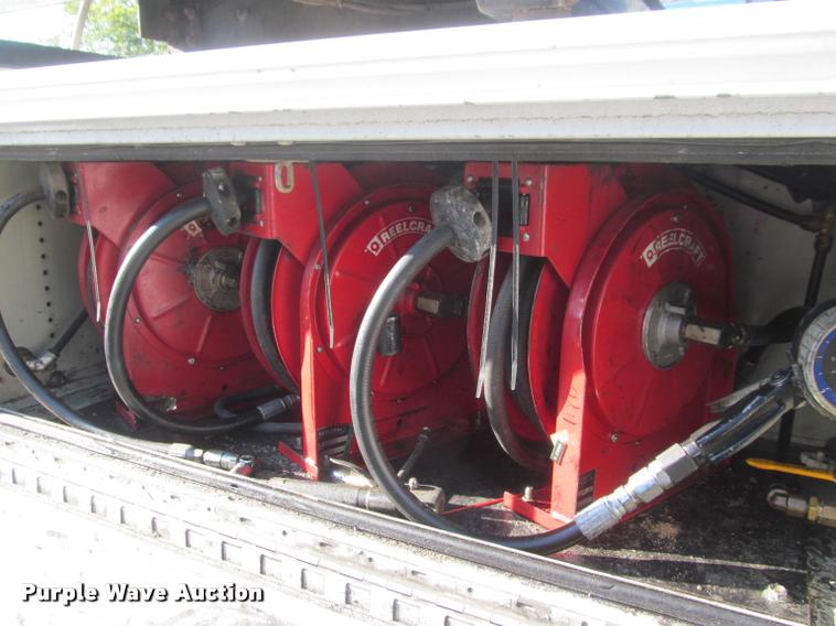 image for item DA1000 2011 Ford F450 service truck