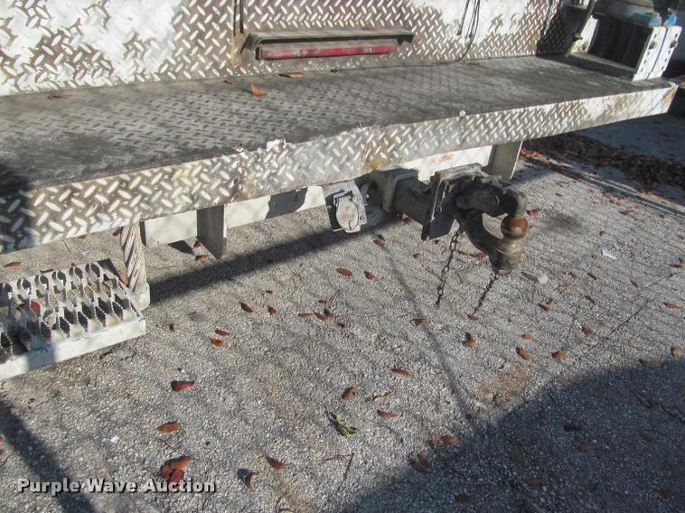 image for item DA1000 2011 Ford F450 service truck