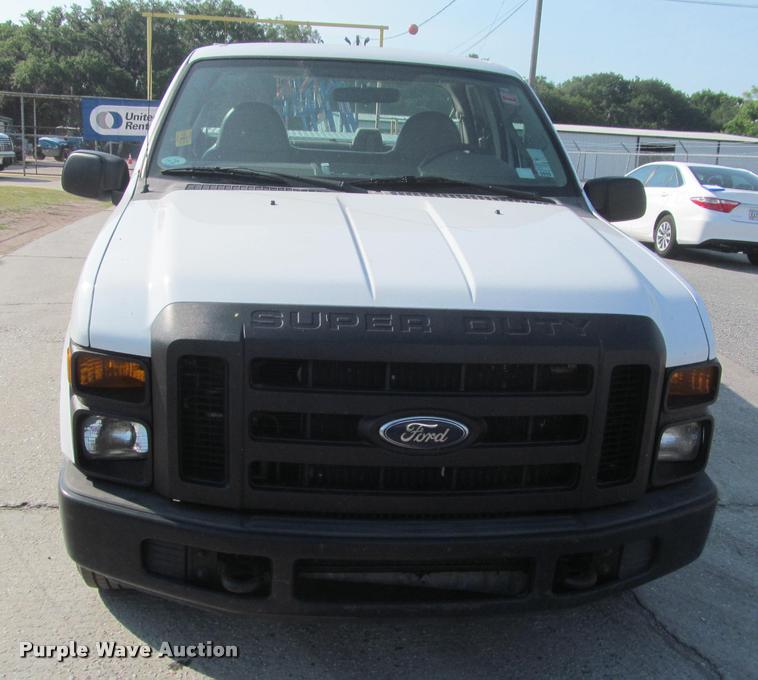 image for item DA1004 2008 Ford F250 Super Duty SuperCab pickup truck