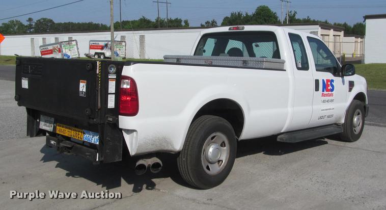 image for item DA1004 2008 Ford F250 Super Duty SuperCab pickup truck
