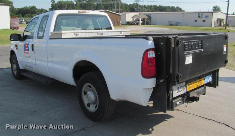 image for item DA1004 2008 Ford F250 Super Duty SuperCab pickup truck
