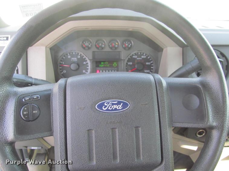 image for item DA1004 2008 Ford F250 Super Duty SuperCab pickup truck